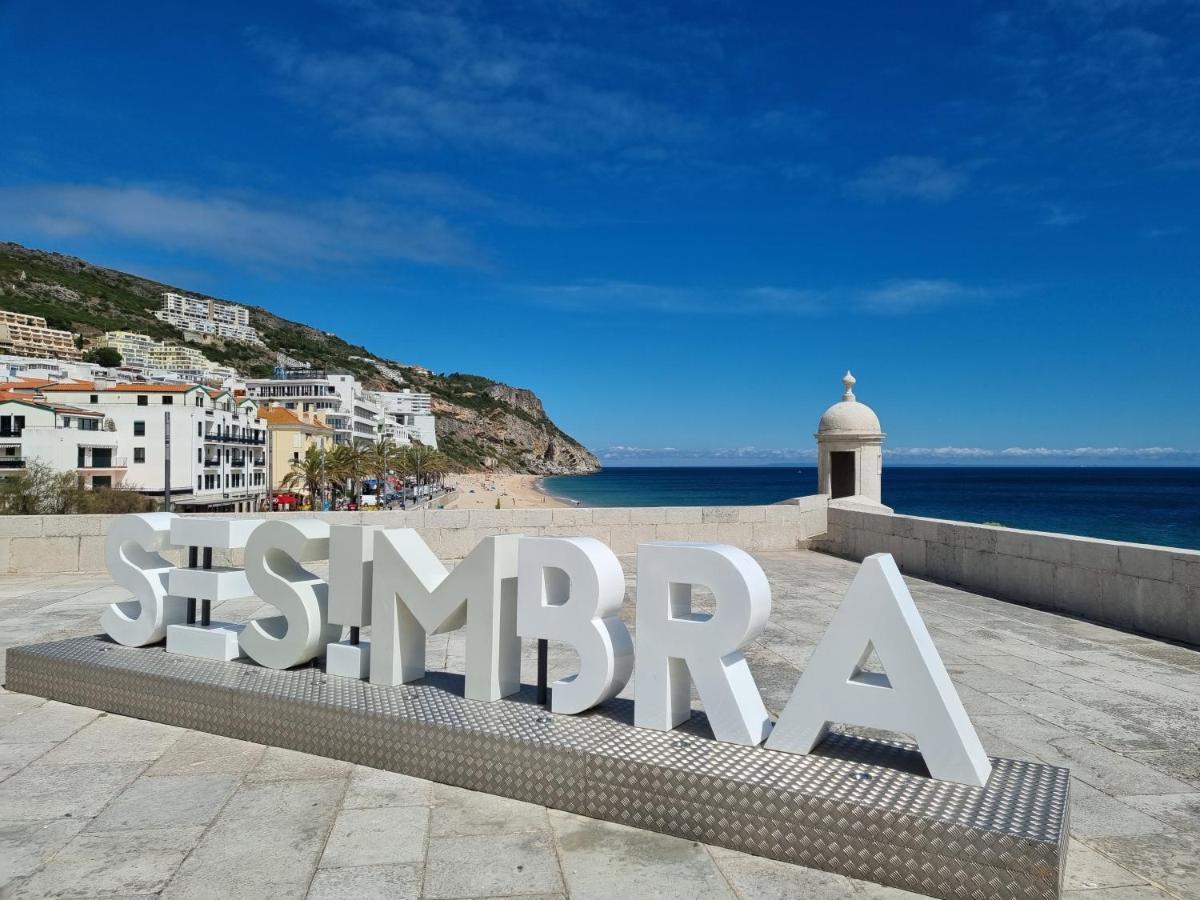Casa Mar E Sol, New Apartment Near The Beach With Balcony Sesimbra Exterior photo